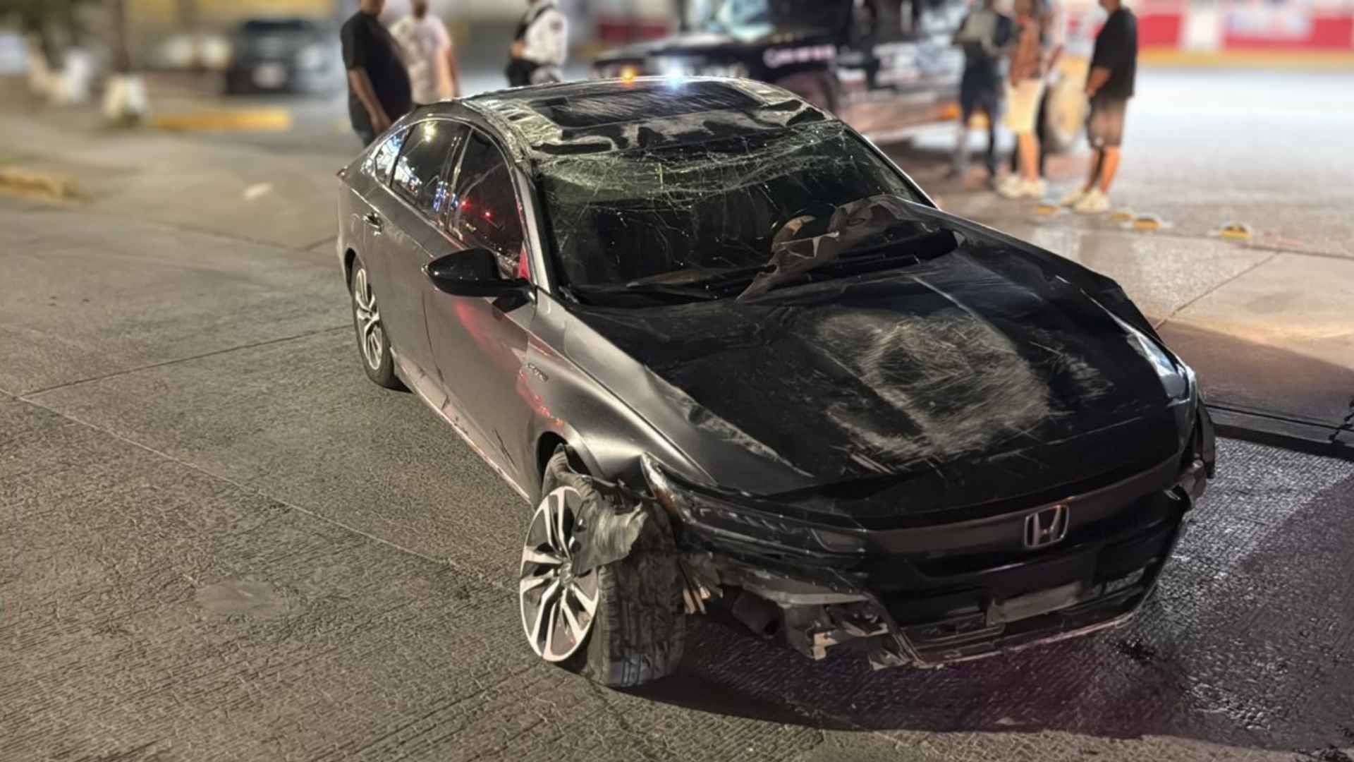 Mujer presuntamente se quedó dormida al volante
